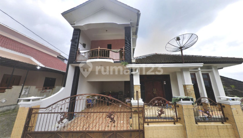 Rumah Dua Lantai Bagus Murah Di Ungaran Barat A4968 1