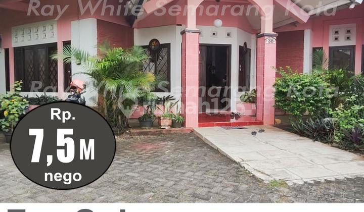 Ready-to-Move-In Good Strategic House in South Semarang A5556 2