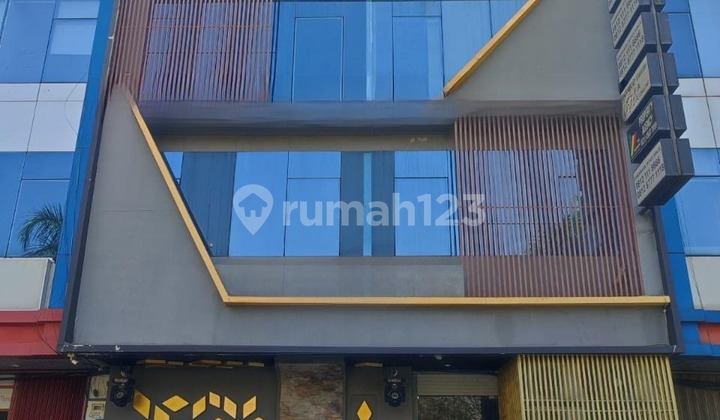 Shop House in Kelapa Gading for Sale Shop House in Kelapa Gading for Sale