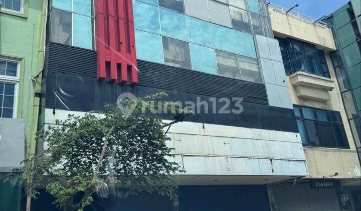 Shop House in Sunter for Rent Shop House in Sunter for Rent