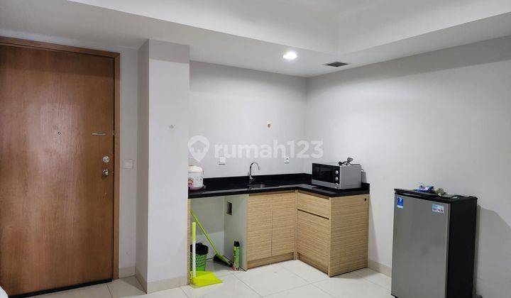 Apartemen Springhill 2 Kamar Tidur Semi Furnished 1