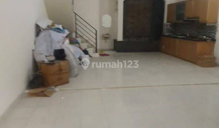 Rumah SHM bagus dipademangan 2