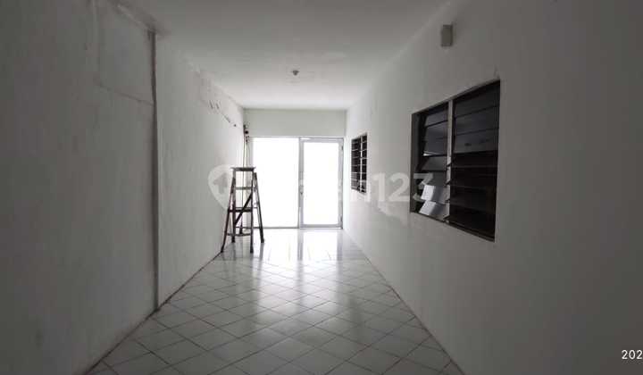 Nice House in Duren Tiga for a Cafe 2