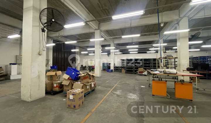 Gudang Di Pulo Gadung 1000m2