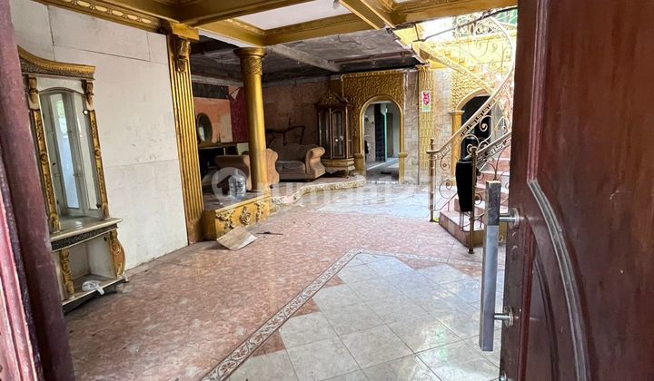 Workshop in Kalideres, Mobil Street.