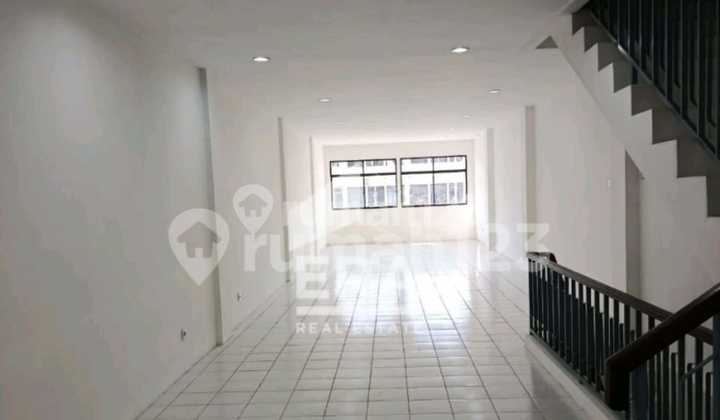 Best Shop House on Hasyim Ashari 2