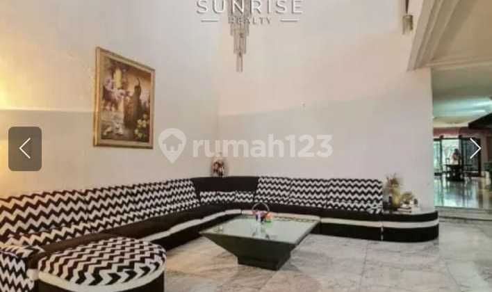 Nice House in Menteng Rarely Has Price .Quick Sale