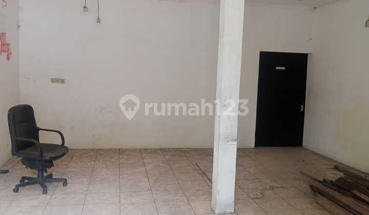 Shop House in Cempaka Mas for Warehouse and Office 2