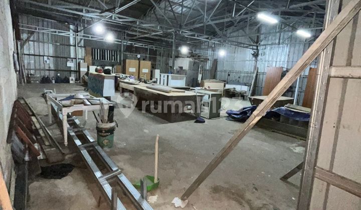 Super Cheap Warehouse in Cengkareng
