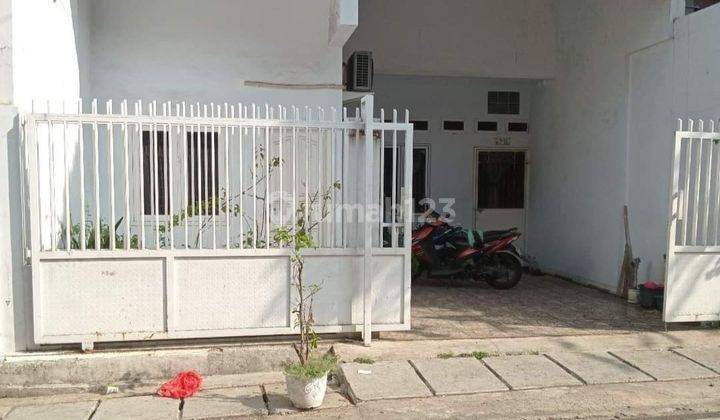 Rumah 2 Lantai Bagus Jalan Lebar Banget Jual Cepat  1