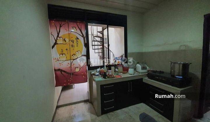 Rumah 2 Lantai Ancol Bagus Dan Mantap 2