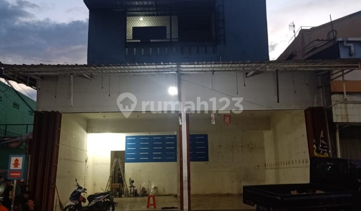 Ruko Gandeng Di Tanjung Priok Pinggir Jalan 1