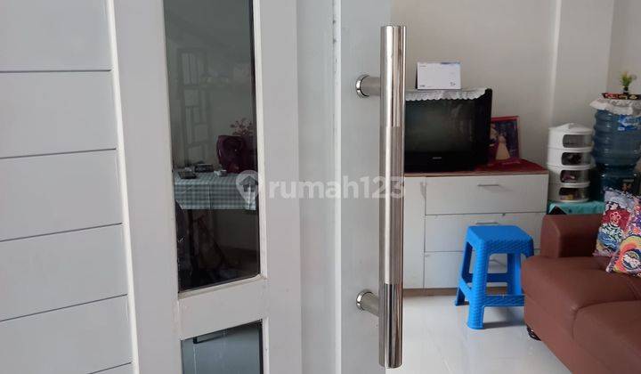 Rumah 2 Lantai Shm Bagus Jual Cepat Palem 2