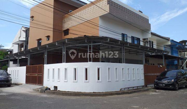 Rumah 3 Lantai Pasar Baru Kartini Jual Cepat  1