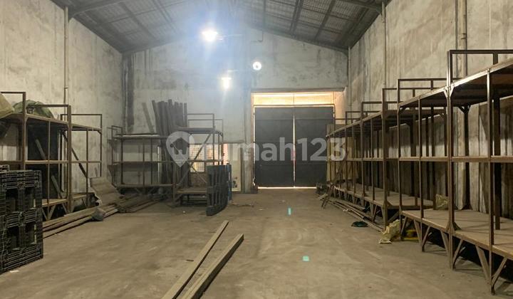 Gudang di Tanjung Priok Gudang di Tanjung Priok