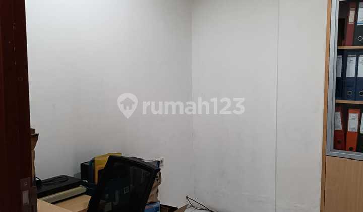 Nice Shop House in Pangeran Jayakarta 2