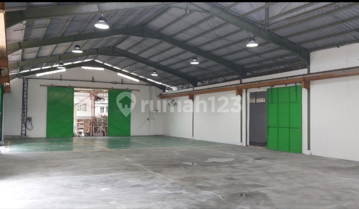 Warehouse in Cakung. 4000m2