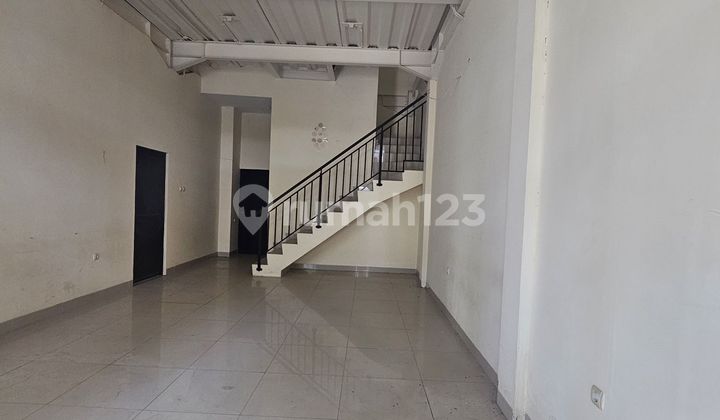 Shop House 1 or 2 Units Side by Side, Suitable for Business or Online Warehouse 2