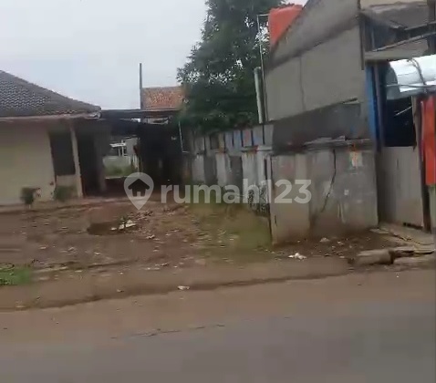 Roadside Can Be Used as a Warehouse for Workshop Business Roadside Can Be Used as a Warehouse for Workshop Business