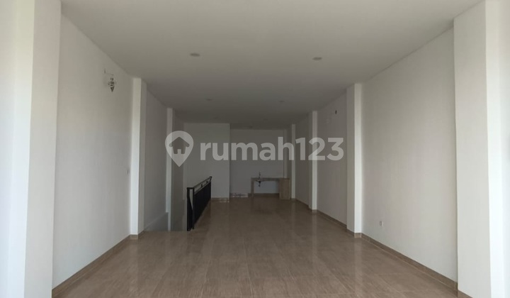 Shop House for Warehouse and Office Near Jelambar Shop House for Warehouse and Office Near Jelambar