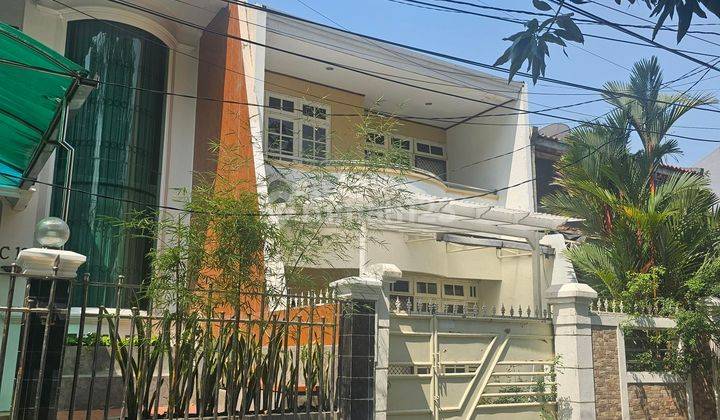 Rumah 3 Lantai Bagus Sunter Full Renovasi 1