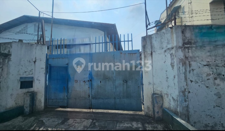 Warehouse in Kapuk, West Jakarta. 648m2 Warehouse in Kapuk, West Jakarta. 648m2