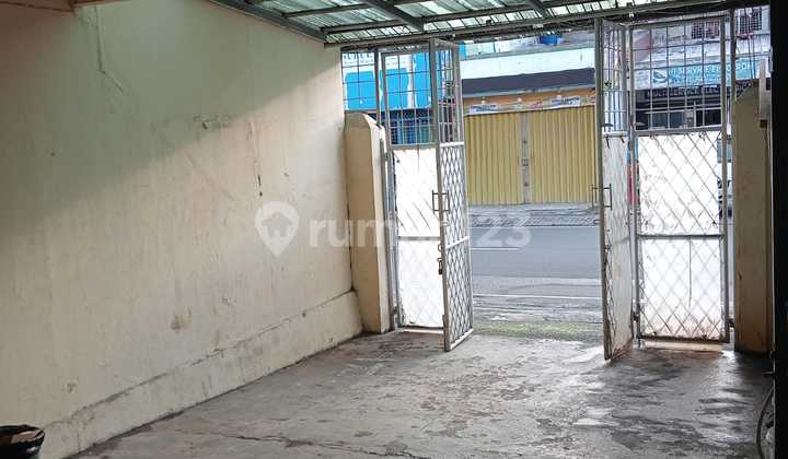 Shop House in Jatinegara, 2 Floors. Suitable for Business. Shop House in Jatinegara, 2 Floors. Suitable for Business.