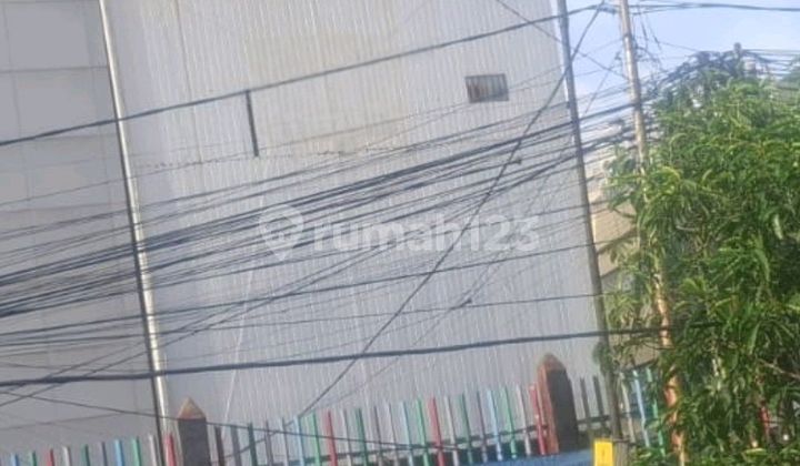 Shop House, in Pangeran Jayakarta, 1