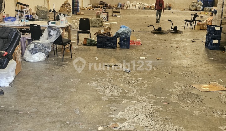 Warehouse in Sunter..Ready