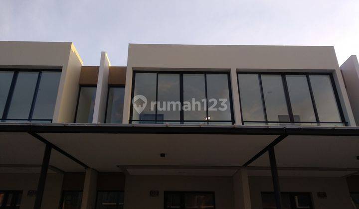 Lokasi Strategis Dijual Rumah Milenial Pik2, Lt.45m2, 2 Lantai 2