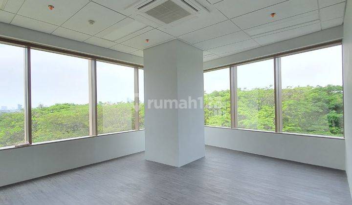 Lokasi Strategis Dijual Office Space, 40m2, Lantai 5 2