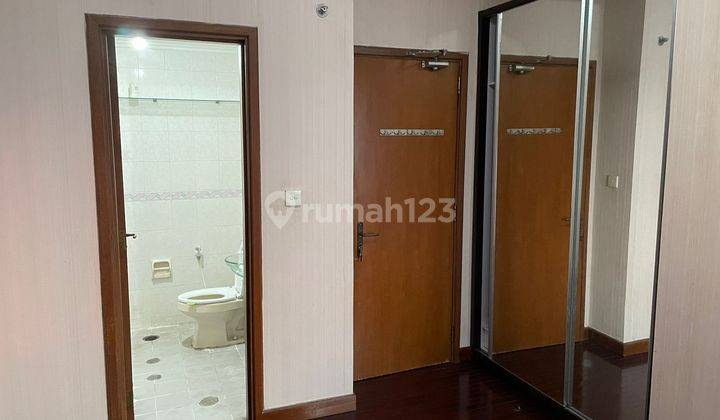 Lokasi Strategis Dijual Apartemen Wesling Puri, 101m2, 4 Br 2