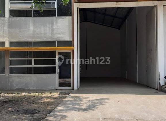 Lokasi Strategis Disewa Gudang Kamal Bisnis Center, Lt.262 2