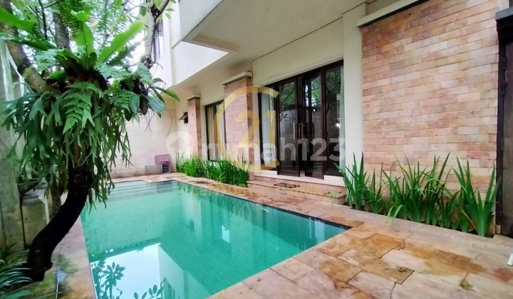 Beautiful House in Menteng Bintaro with Swimming Pool (1309-EA-RY)