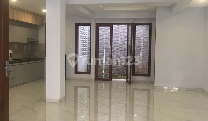 Dijual Rumah Full Renovasi Siap Huni di Bintaro Jaya Sektor 5 2