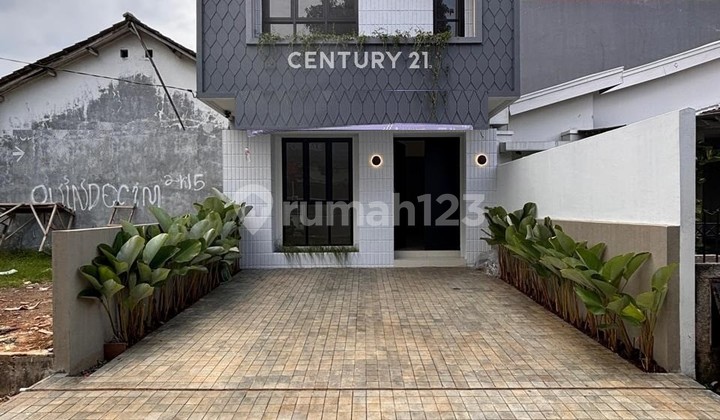 New Ready-to-Occupy House in Graha Bintaro Near Toll Gate