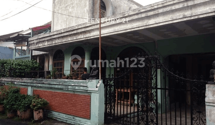 Dijual Rumah Lama Hitung Tanah Murah Di Depsos Bintaro Veteran 