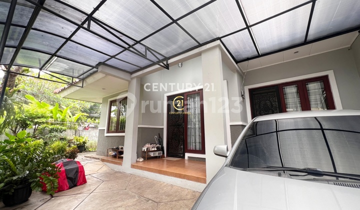 For Sale Hommy Hook Ready-to-Occupy House In Bintaro Near Modern Market