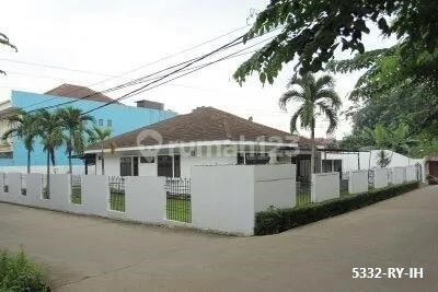 Dijual Rumah Luas Harga Menarik di Deplu Pondok Aren