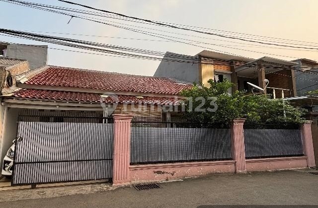 Dijual Rumah Strategis Harga Menarik di Cipadu,Tangsel