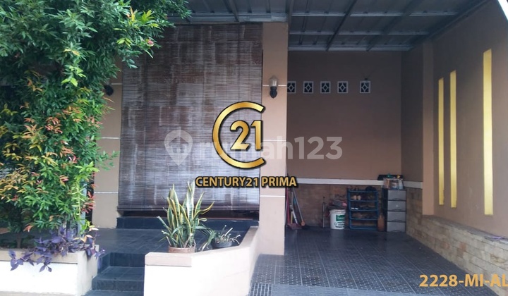 House for Sale, Good Strategic Location in Pondok Aren Bintaro 2