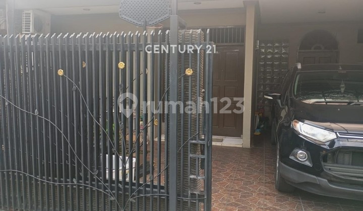 Dijual Rumah Strategis Harga Menarik di Bintaro