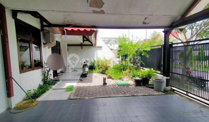 FOR SALE SUTOREJO PRIMA HOUSE - KEMBAR STREET 2