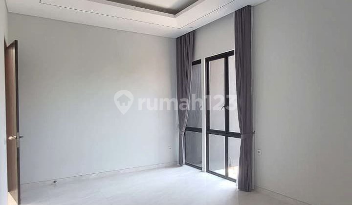 For Sale Manyar Indah House - Brand New - Hook 2