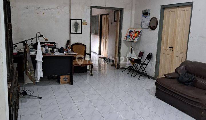 Rumah Jl Karangmenjangan Cocok Buat Usaha, Area Komersial 2