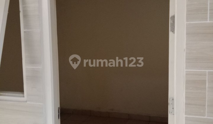 Disewakan Rumah Rungkut Barata - Jalan Kembar 2