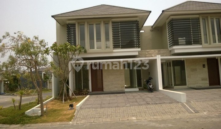 DISEWAKAN RUMAH GREEN HILL CITRALAND ONE GATE SYSTEM 1
