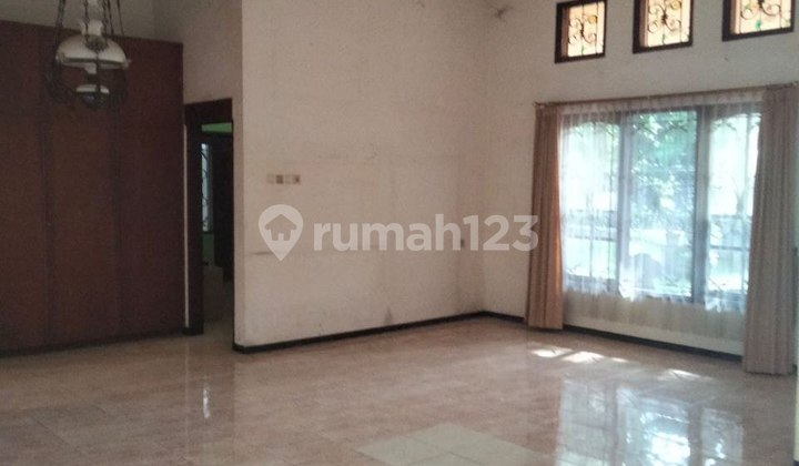 FOR SALE GAYUNG KEBONSARI HOUSE - KEMBAR STREET 2