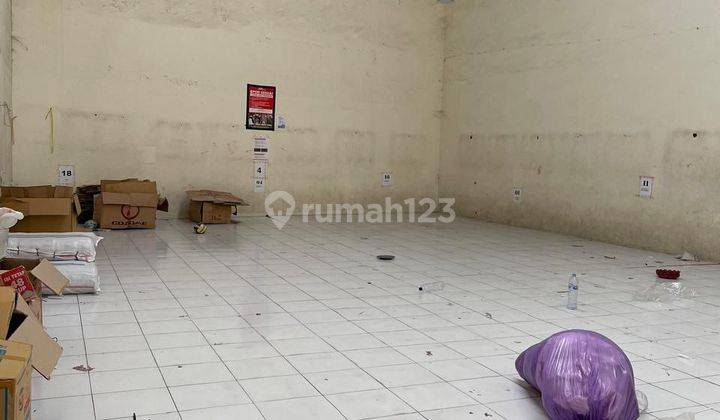 Ruko Sedati Gede Strategis, Row Jalan 2 Mobil 2