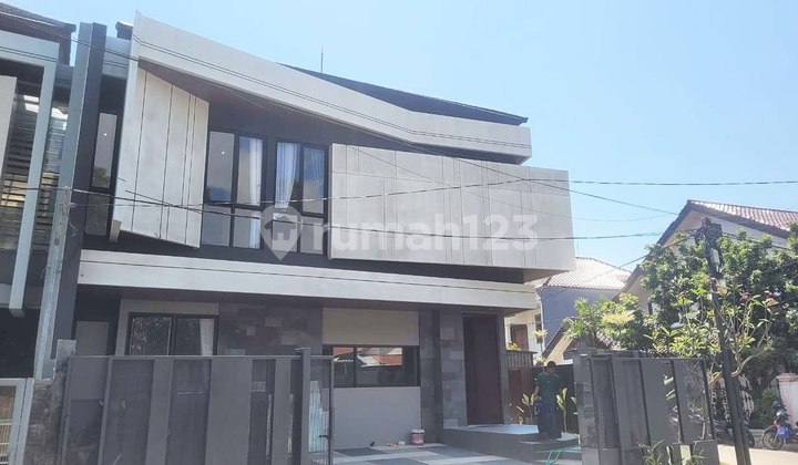 For Sale Manyar Indah House - Brand New - Hook 1